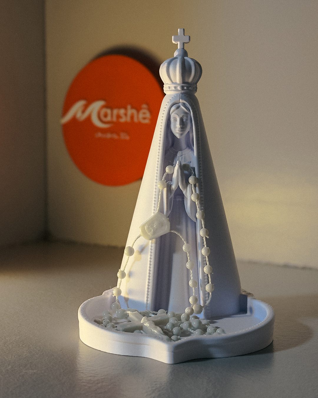 Porta-terço e pia de água benta de Nossa Senhora, impresso em 3D